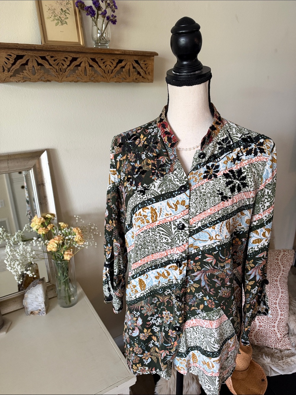 Citron Santa Monica 100% Silk boho Asian floral Button Down Blouse Shirt M